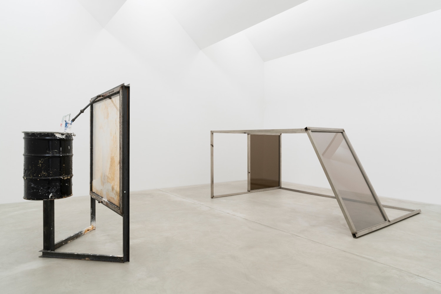 installation view oscar tuazon winterthur