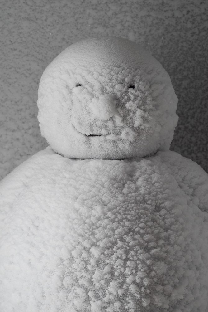 Peter Fischli David Weiss Snowman 1987/2019 Copper, aluminum, glass, water, and coolant system Total dims. 218 x 128 x 165 cm / 85 7/8 x 50 3/8 x 65 in Object approx. 130 x ø 7 cm / 51 1/8 x ø 2 3/4 in