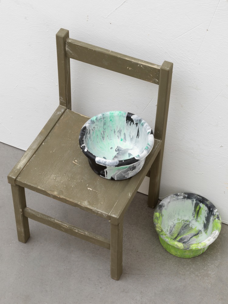 PETER FISCHLI / DAVID WEISS
Untitled
1996
Handcarved polyurethane objects, paint; 5 parts
Total dims. 120 x 120 x 50 cm / 47 1/4 x 47 1/4 x 19 5/8 in
FISCW60423