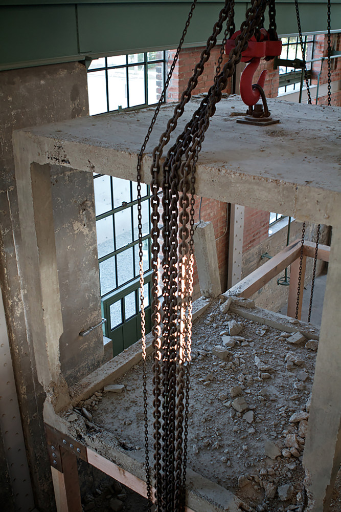 Installation view of sculpture by Oscar Tuazon