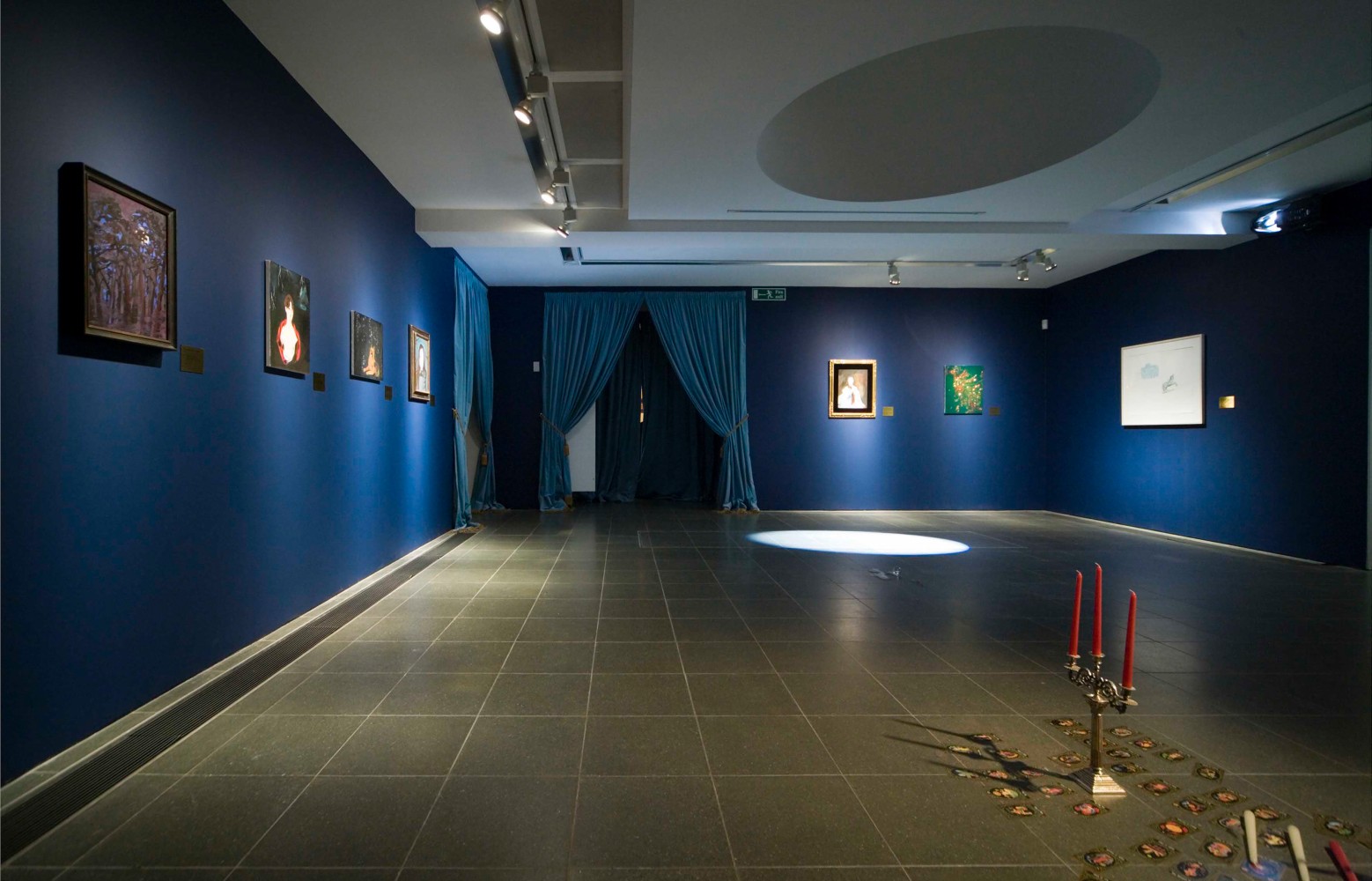 Installation view of paintings by Karen Kilimnik