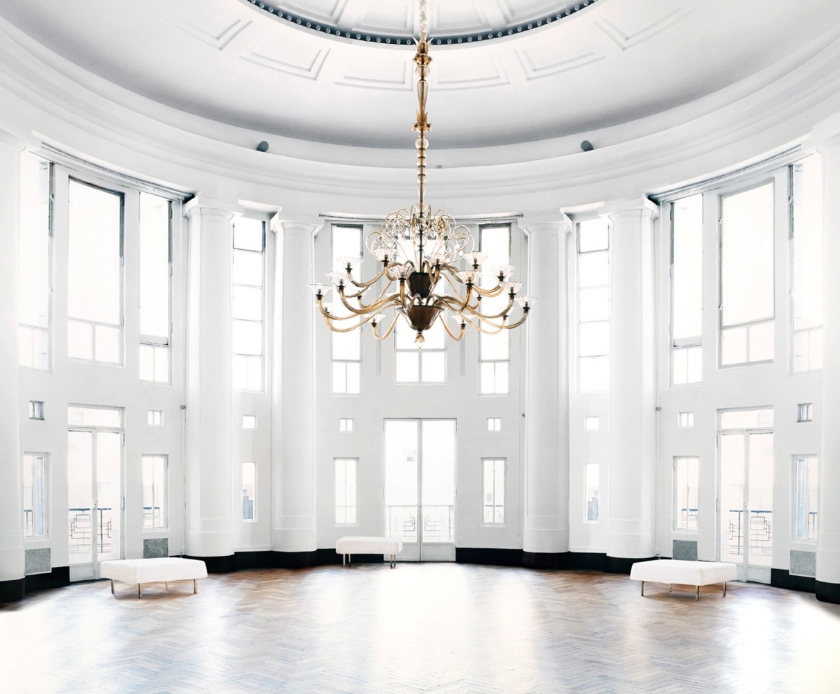 Interior photograph by Candida Höfer