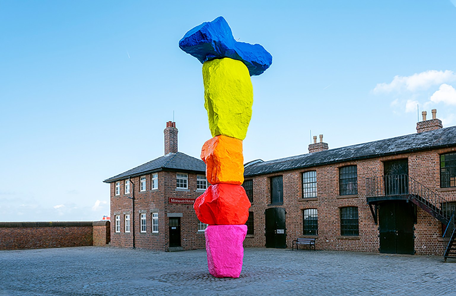 Installation view of sculpture by Ugo Rondinone