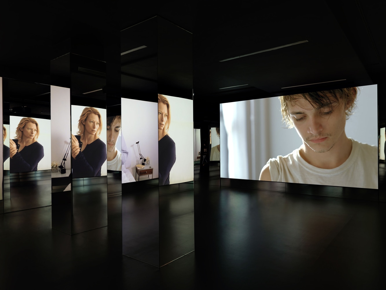 Installation view, Doug Aitken, Naked City, Borusan Contemporary, Istanbul, 2025