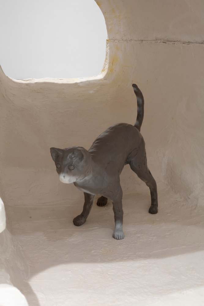 Indoor view of Justin Matherly sculpture, Room to live 2020 GFRG, epoxy clay, synthetic based spray paint 119.5 x 119.5 x 203 cm / 47 x 47 x 80 in