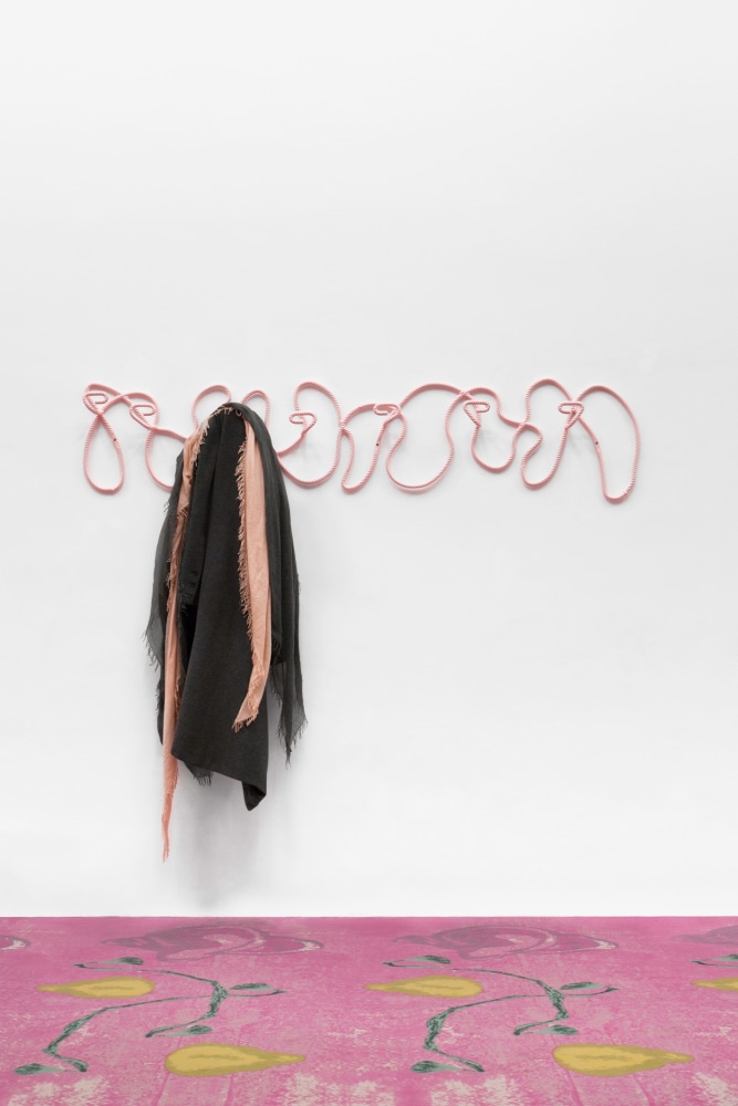 Senseless

2008/2014

Steel, synthetic enamel

Unique variation in an open edition (handmade)

40 x 200 x 10 cm / 15 3/4 x 78 3/4 x 3 7/8 in

&amp;copy; Archiv Franz West &amp;copy; Estate Franz West&amp;nbsp;