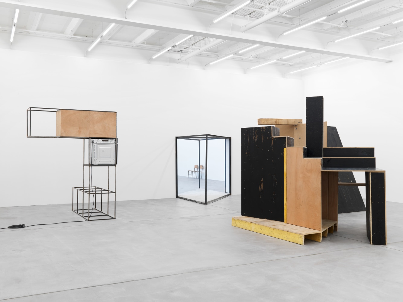 Installation view of Oscar Tuazon sculptures exhibitions