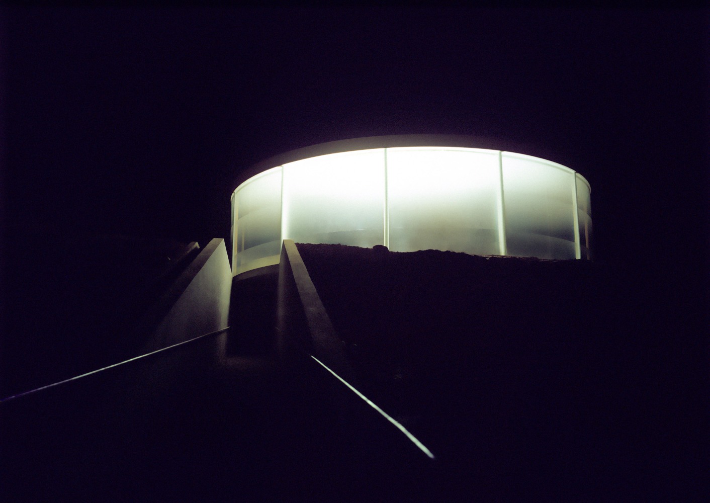 Installation view of living art installation by Doug Aitken