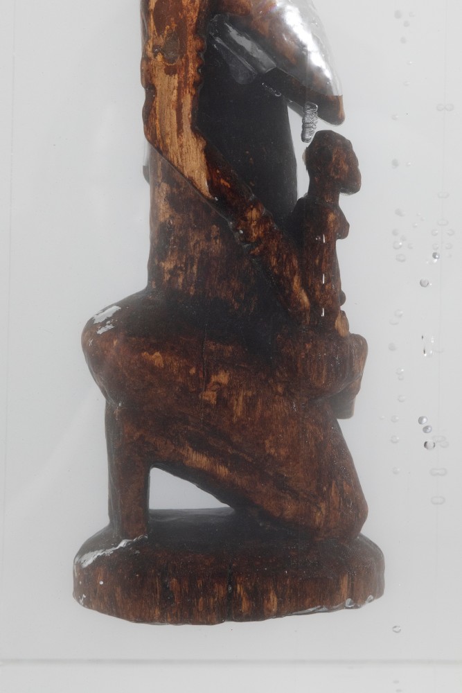 MATTHEW ANGELO HARRISON
Mother Still Holds You
2024
Wooden figure, polyurethane resin, steel, acrylic
Sculpture 56 x 24.5 x 21 cm / 22 x 9 5/8 x 8 1/4 in
Pedestal 112 x 27.5 x 27.5 cm / 44 1/8 x 10 7/8 x 10 7/8 in
HARRI60090