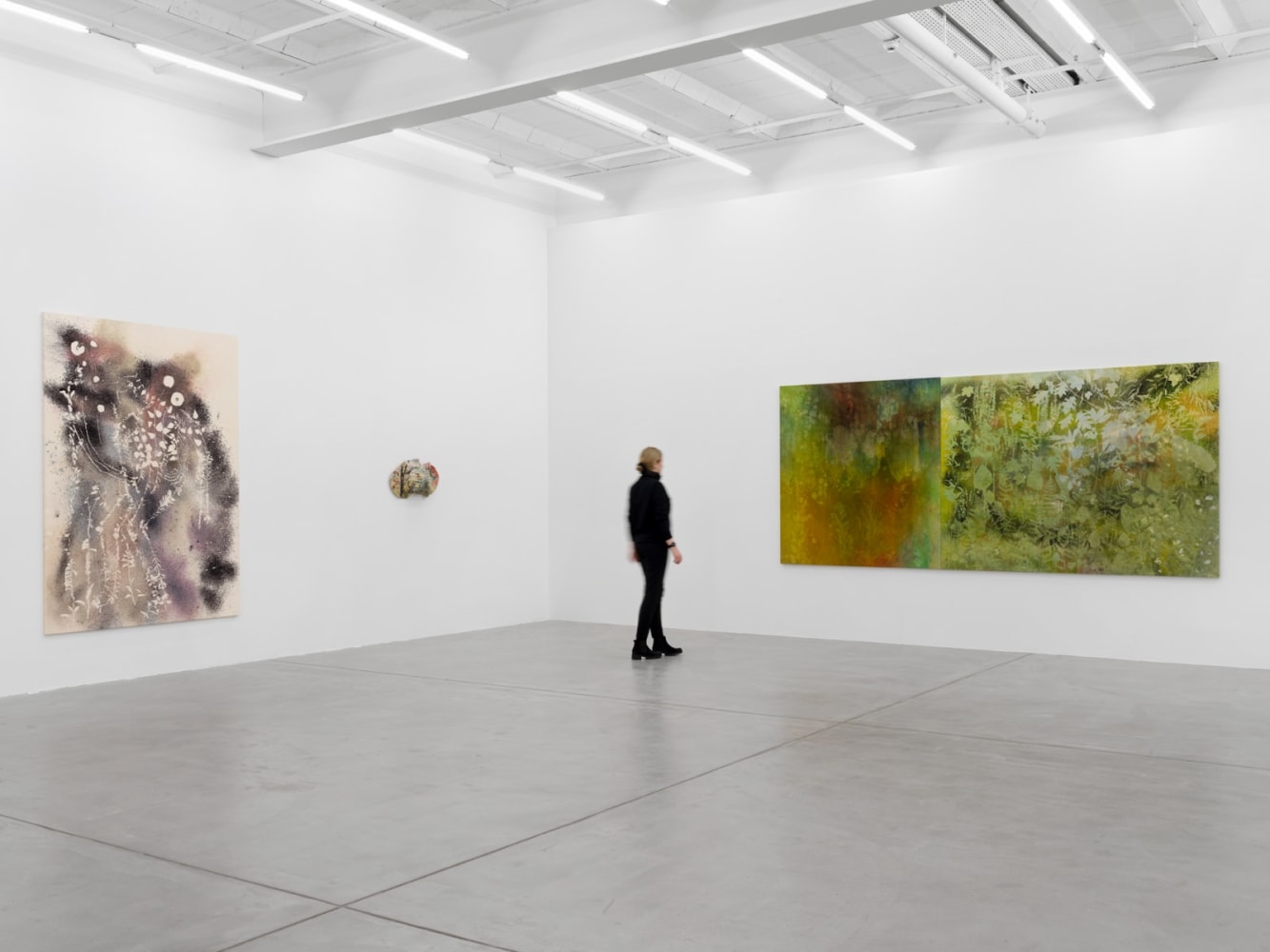 Exhibition View, Sam Falls, Galerie Eva Presenhuber, Zurich, 2021
