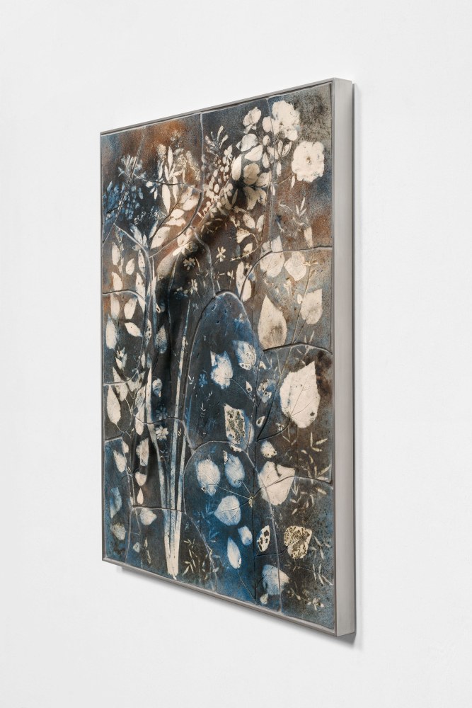 THE ILLUSION OF TIME, 2020, Side view