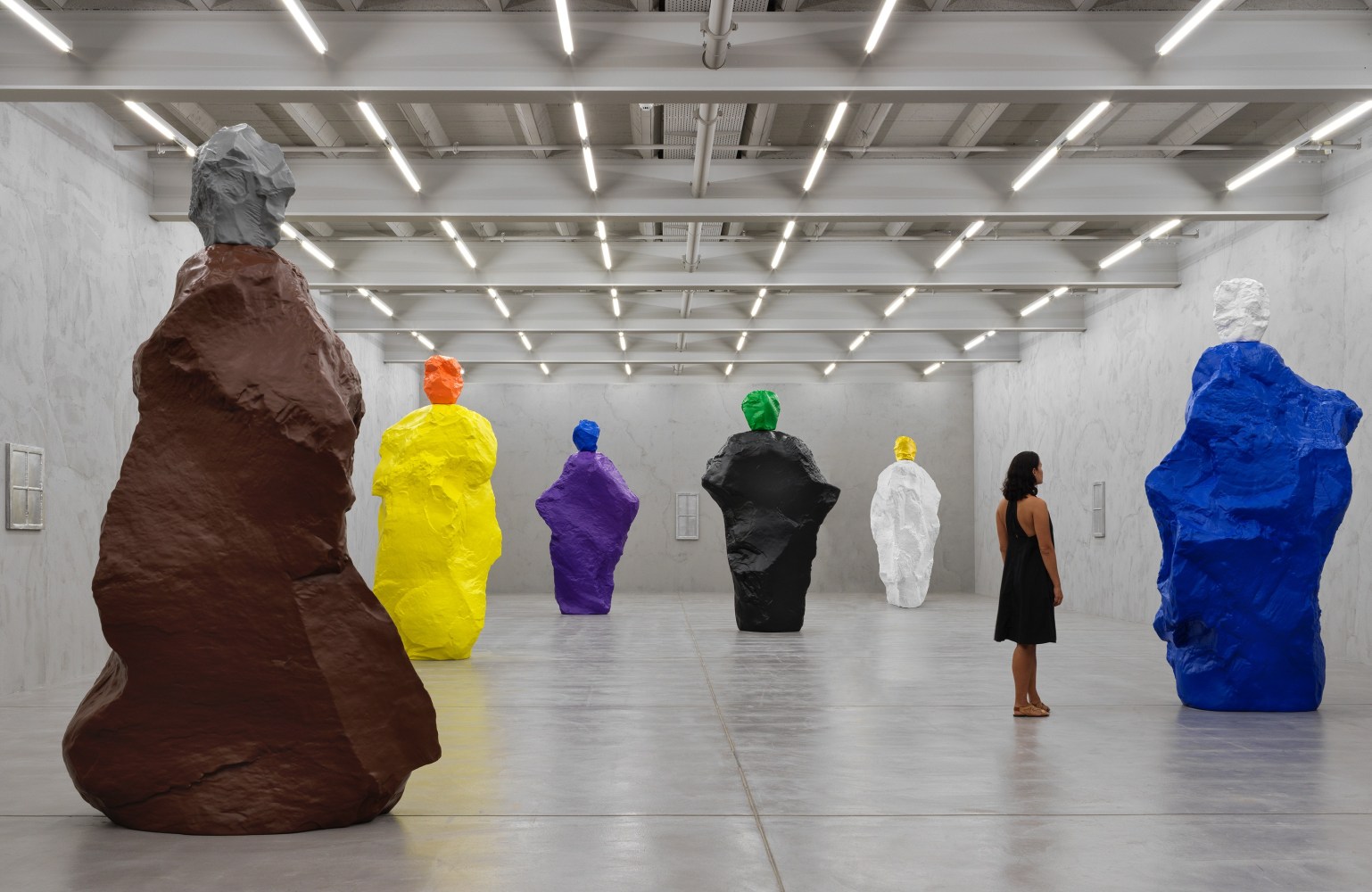 Exhibition View, Ugo Rondinone, nuns + monks, Galerie Eva Presenhuber, Zurich, 2020 install 2