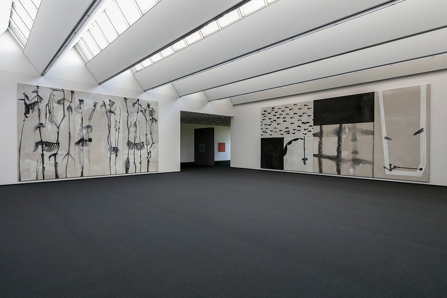 Installation view of paintings ans drawings by Tobias Pils