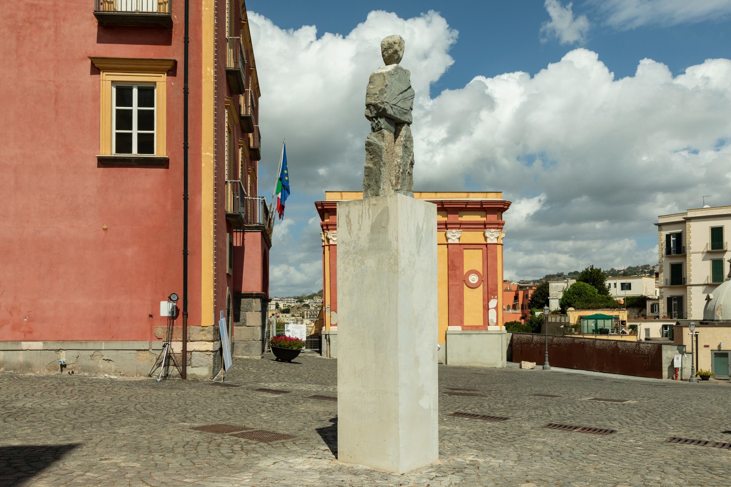 Installation view, Ugo Rondinone, the first, Panorama Pozzuoli, Napoli, 2025