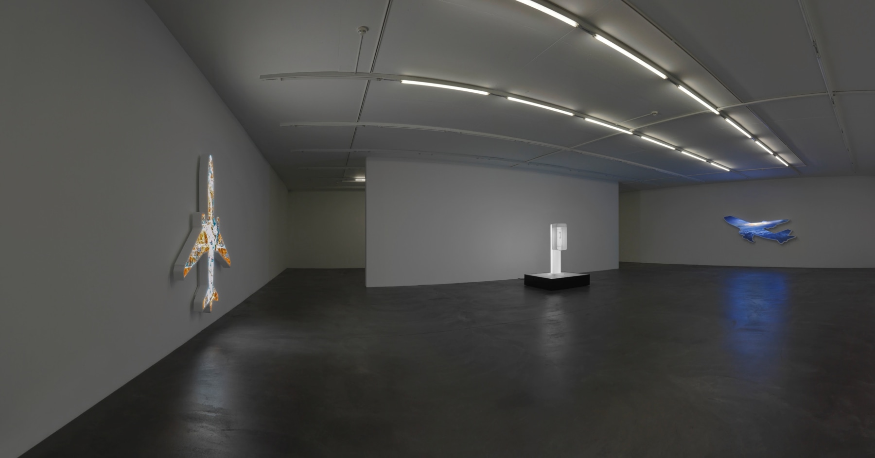 Exhibition View, Doug Aitken, Galerie Eva Presenhuber, Zurich, 2015