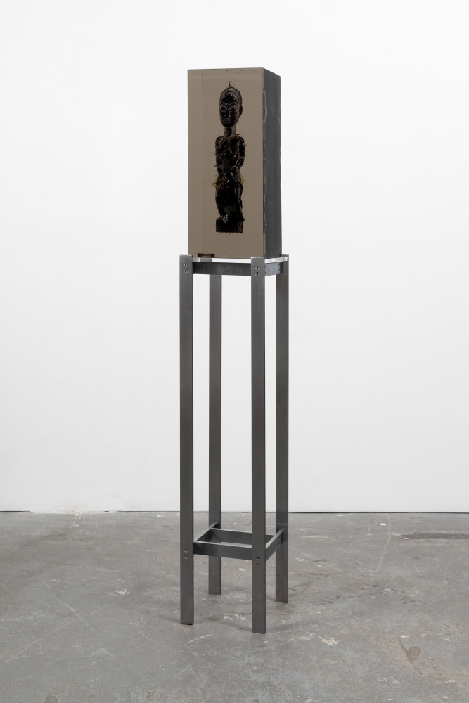 MATTHEW ANGELO HARRISON
Sister Covered in Tears
2024
Wooden figure, polyurethane resin, steel, acrylic
Sculpture 57.5 x 23 x 21.5 cm / 22 5/8 x 9 x 8 1/2 in
Pedestal 112 x 25.5 x 28.5 cm / 44 1/8 x 10 x 11 1/4 in
HARRI60084