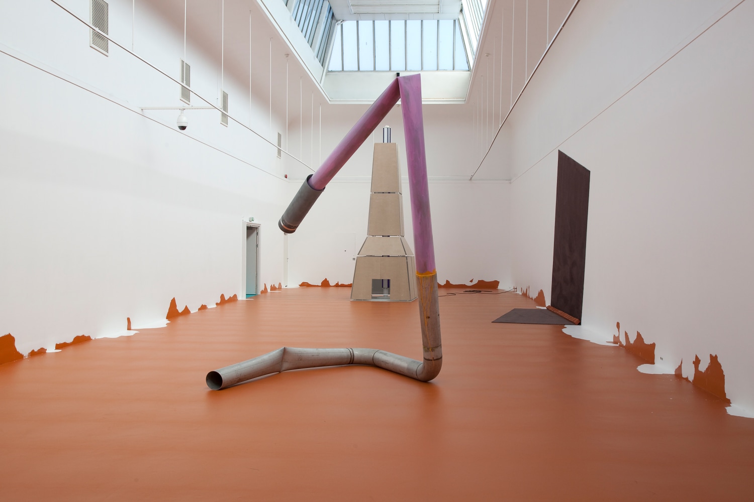 Installation view of sculptures by Urs Fischer, Mark Handforth, and Georg Herold
