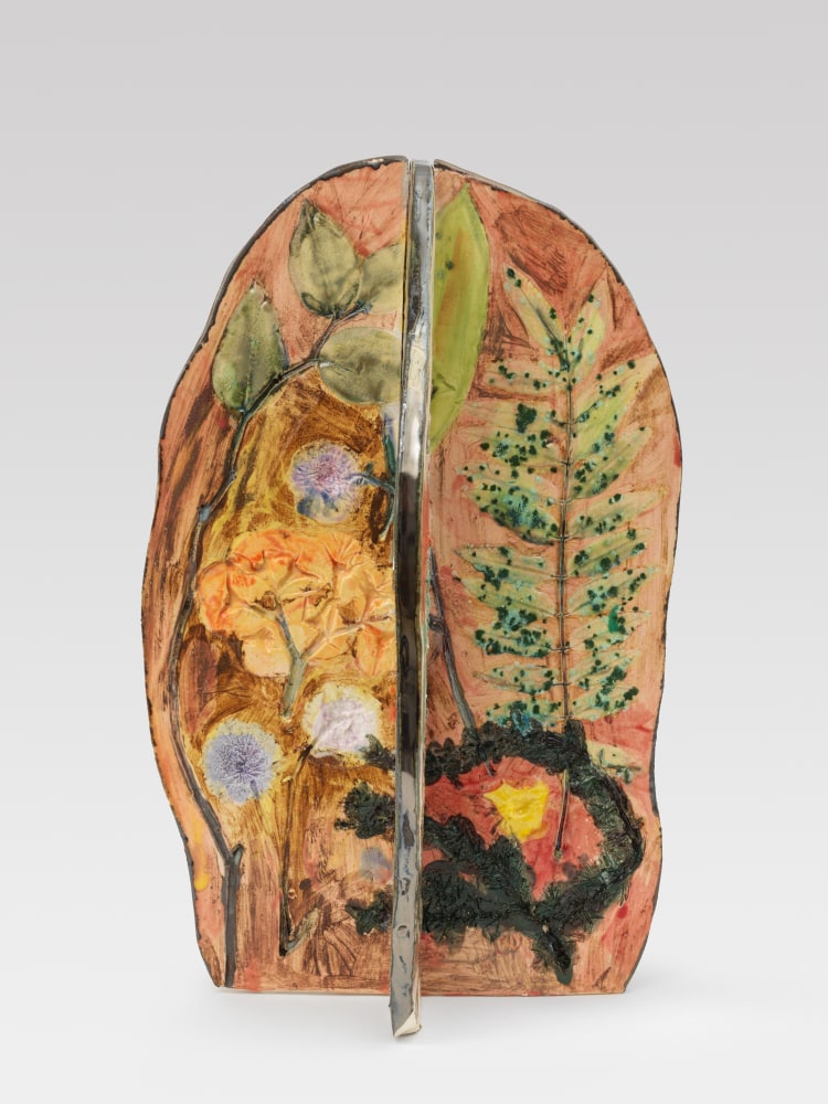 Sam Falls Untitled (Serrano Garden, 4) 2018 Glazed ceramic 42 x 26 x 29 cm / 16 1/2 x 10 1/4 x 11 3/8 in