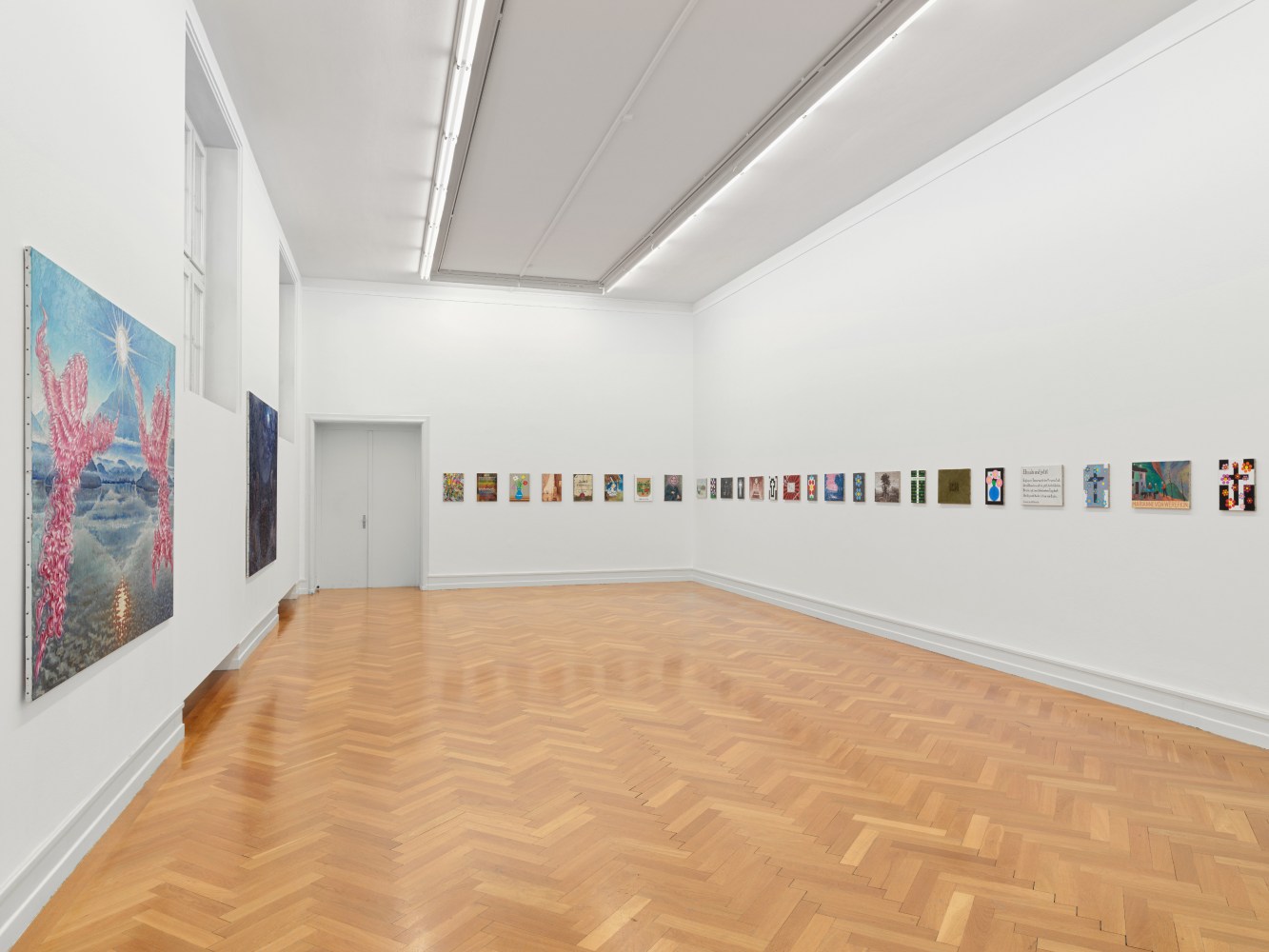 Installation view of sculptures and paintings by Jean-Frédéric Schnyder