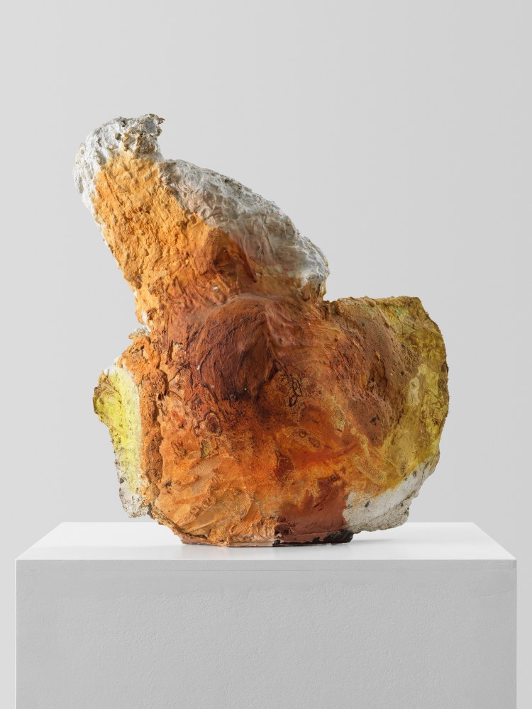 Ohne Titel (bemalt von Albert Oehlen)

1991

Papier-m&amp;acirc;ch&amp;eacute; and plaster, painted

61 x 56 x 29 cm / 24 x 22 x 11 3/8 in

&amp;copy; Archiv Franz West &amp;copy; Estate Franz West