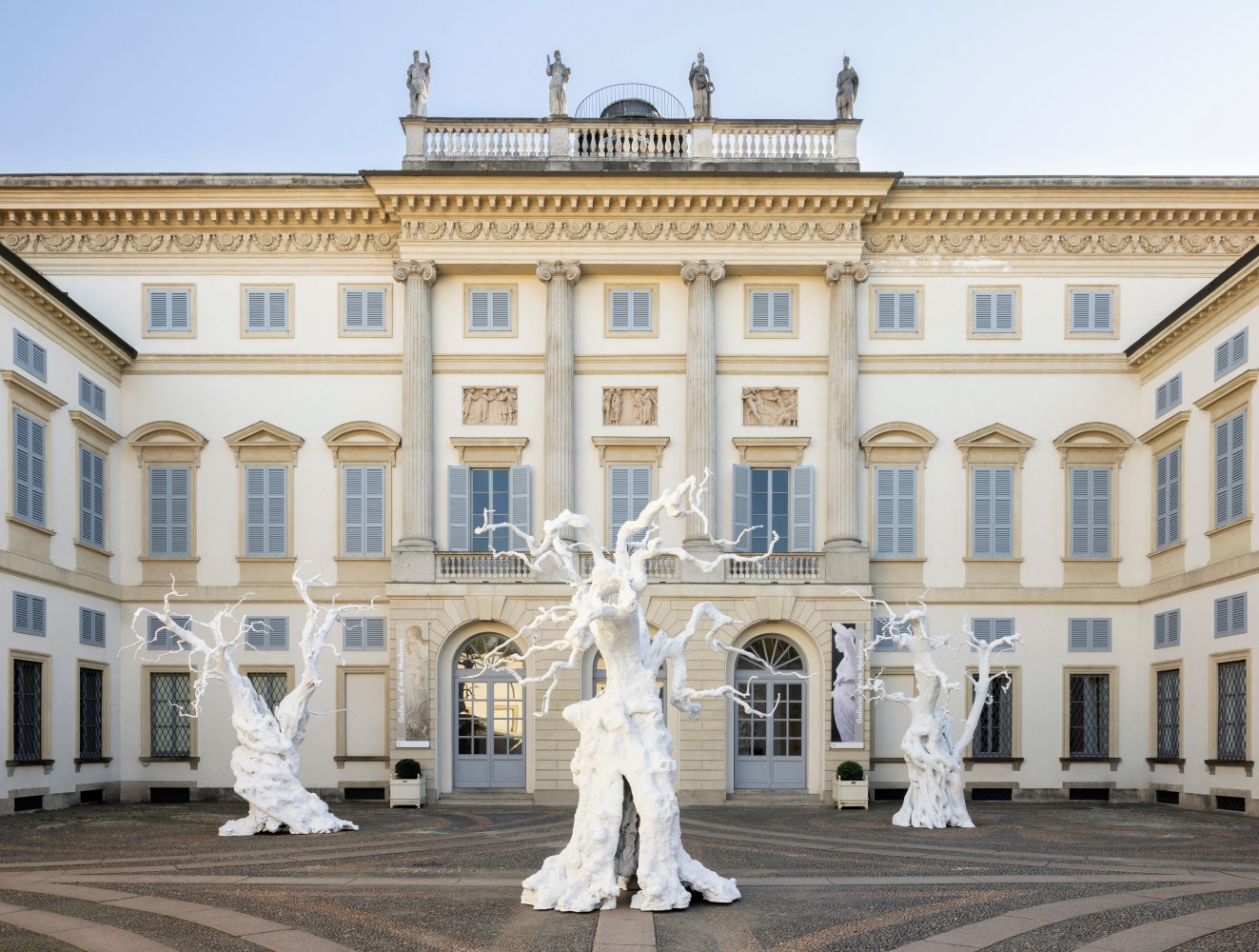 Installation view, Ugo Rondinone, terrone, Galleria d&amp;#39;Arte Moderna, Milan, 2025