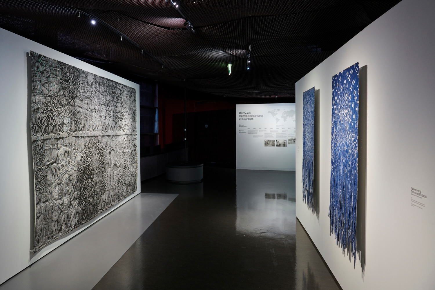 Musee du Quai Branly, Photographing the thread of memory, install 6