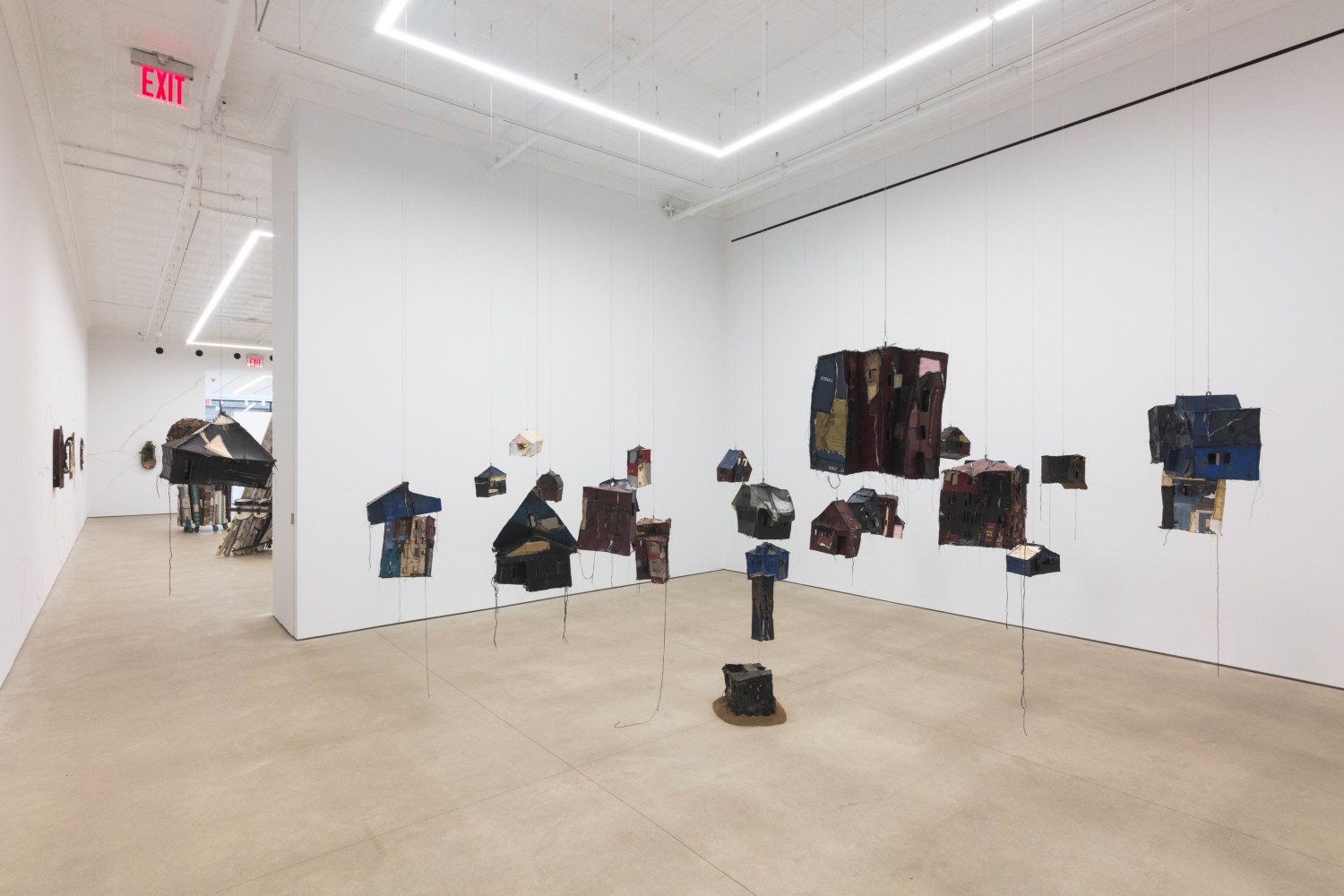 Chiffon Thomas, Staircase to the Rose Window, install 17