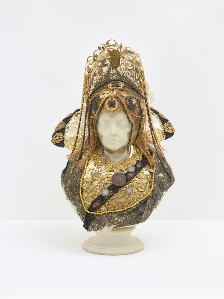 Hew Locke, Souvenir 9 (Queen Victoria), 2019