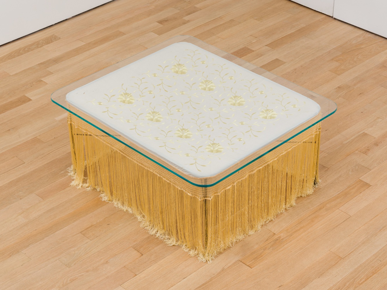 Ficus Interfaith
Tenture de cabinet pr&amp;eacute;fecturale (Curtain for a Prefectural Office) 1923, 2025
steel, silk, tempered glass
18 1/2 x 43 1/2 x 27 1/4 ins.
47 x 110.5 x 69.2 cm