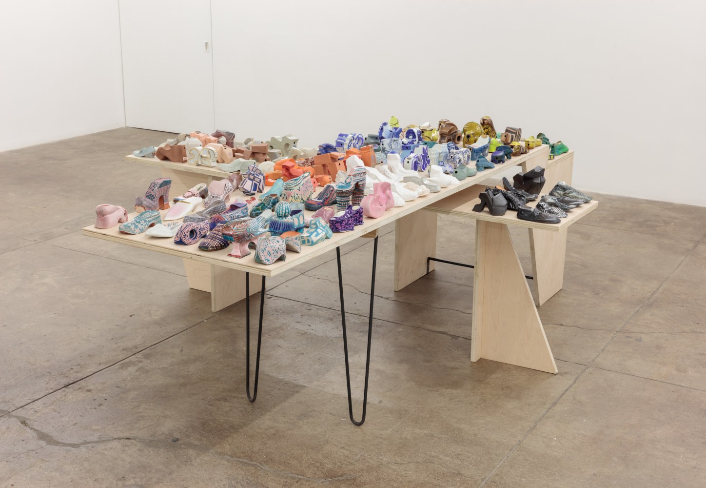Ann Agee, Hand Warmers (Installation), 2018