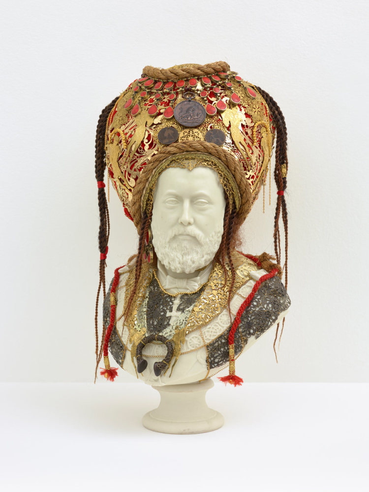 Hew Locke

Souvenir 8 (Edward VII in Masonic Regalia), 2019

mixed media on antique Parian ware

20 7/8 x 12 1/4 x 12 5/8 ins.&amp;nbsp;
53.02 x&amp;nbsp;31.11 x&amp;nbsp;32.07 cm&amp;nbsp;