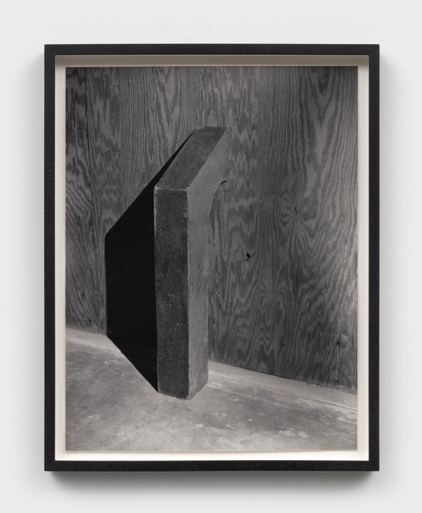 Adam Putnam
[Untitled] - Galveston 3, 2022
silver gelatin print
20 x 16 ins.
50.8 x 40.6 cm