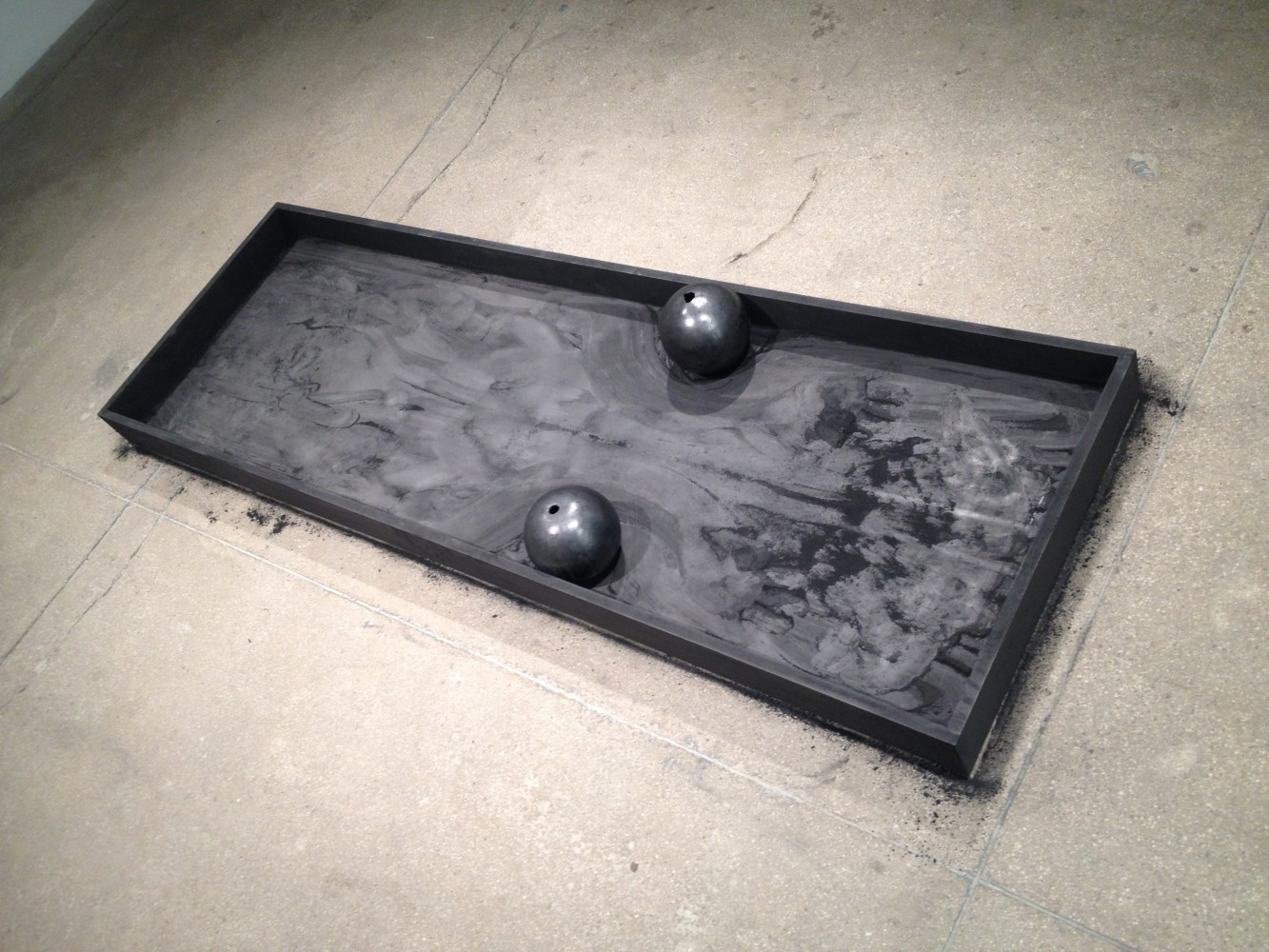 Tony Orrico, Petrified Acts, install 1