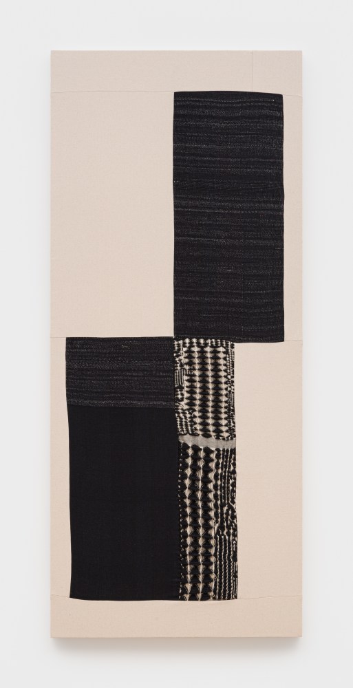 Jovencio de la Paz
el lugar de los milagros 1.3, 2025
handwoven jacquard textiles, cotton, wool, linen, and agave fiber
84 x 36 x 2 ins.
213.4 x 91.4 x 5.1 cm