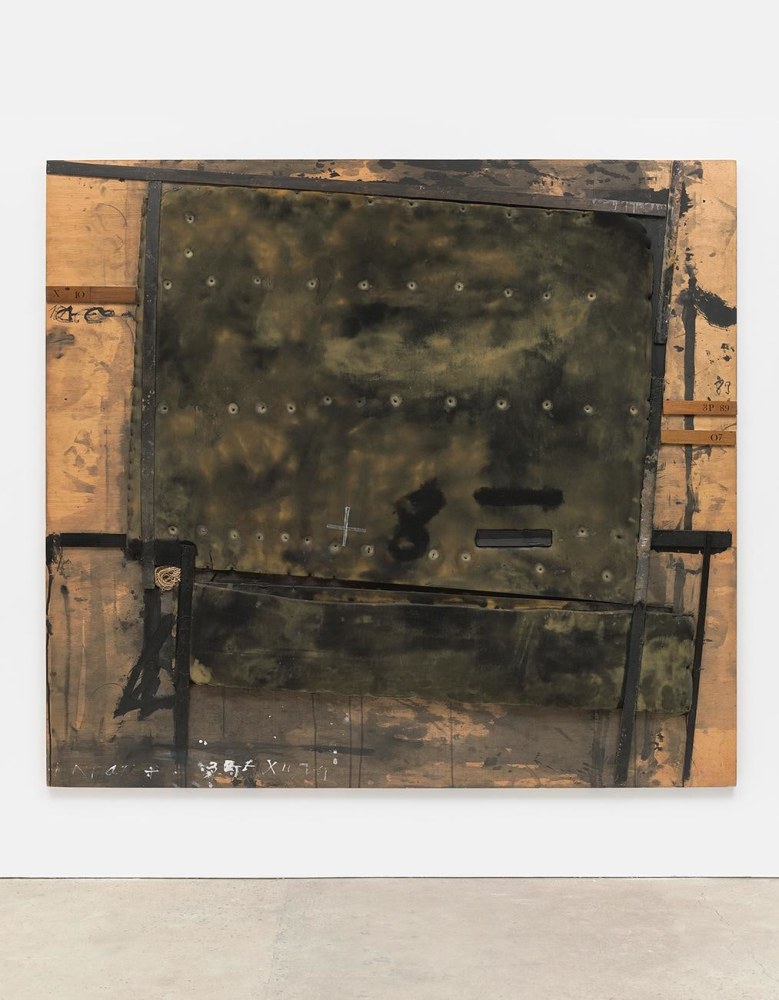 Escuma i Fustes (Foam and Wood),&amp;nbsp;1986, Foam, twine, and mixed media on wood panel, 98 3/8 x 108 1/4 in. (250 x 275 cm.)&amp;nbsp;&amp;copy; 2017 Comissi&amp;oacute; T&amp;agrave;pies / Artists Rights Society (ARS), New York / VEGAP, Madrid