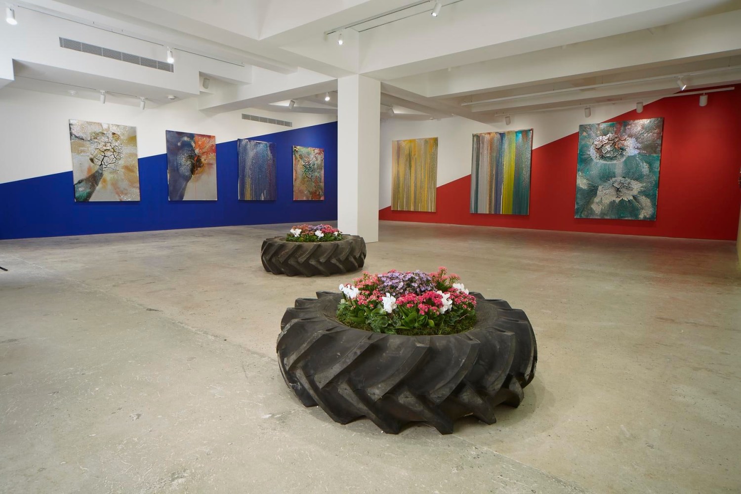 Installation view, Nahmad Contemporary. Photographs by Tom Powel Imaging