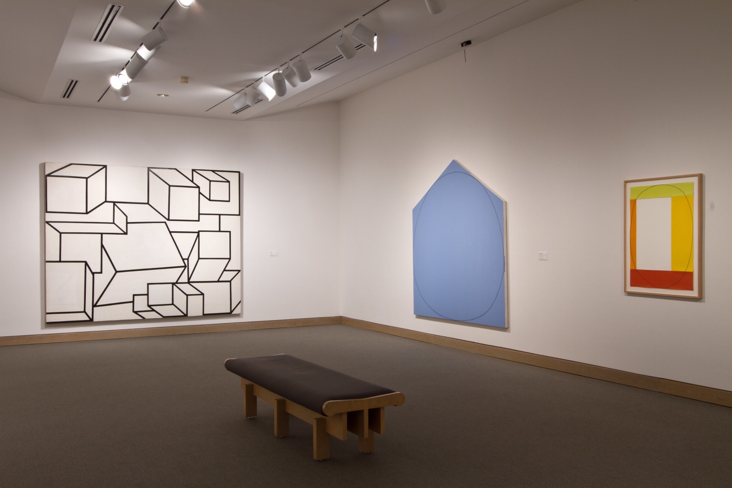 Al Held &amp; Robert Mangold: B/W &amp; Color