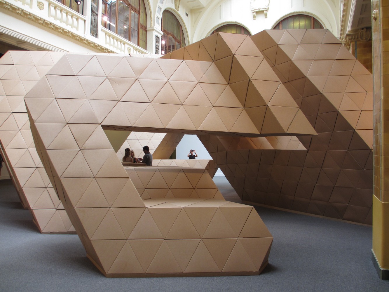 Corrugated cardboard and glue&amp;nbsp;
4000 components, overall: 14 ft. 11 5/8 in. &amp;times; 38 ft. 1/8 in. &amp;times; 42 ft. 6 in. (4.56 &amp;times; 11.59 &amp;times; 12.95 m)
IX Bienal do Mercosul: Portals, Forecasts, and Monotypes. Museu de Arte do Rio Grande do Sul, Porto Alegre, Brazil, 2013