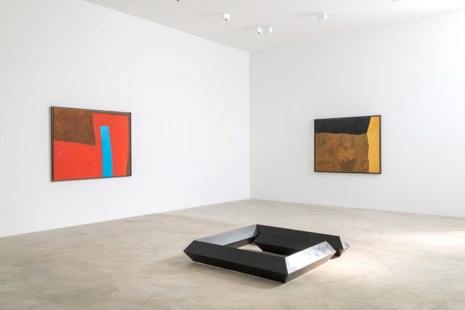 Tony Smith: Maze. Matthew Marks Gallery, Los Angeles, 2013.