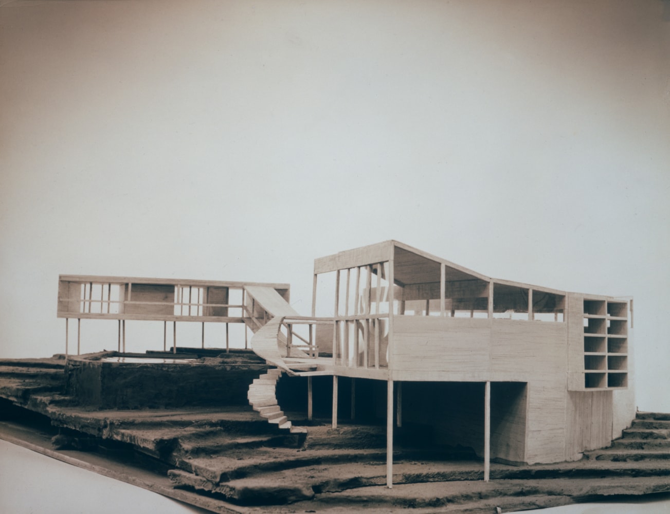 Site model
No longer extant
