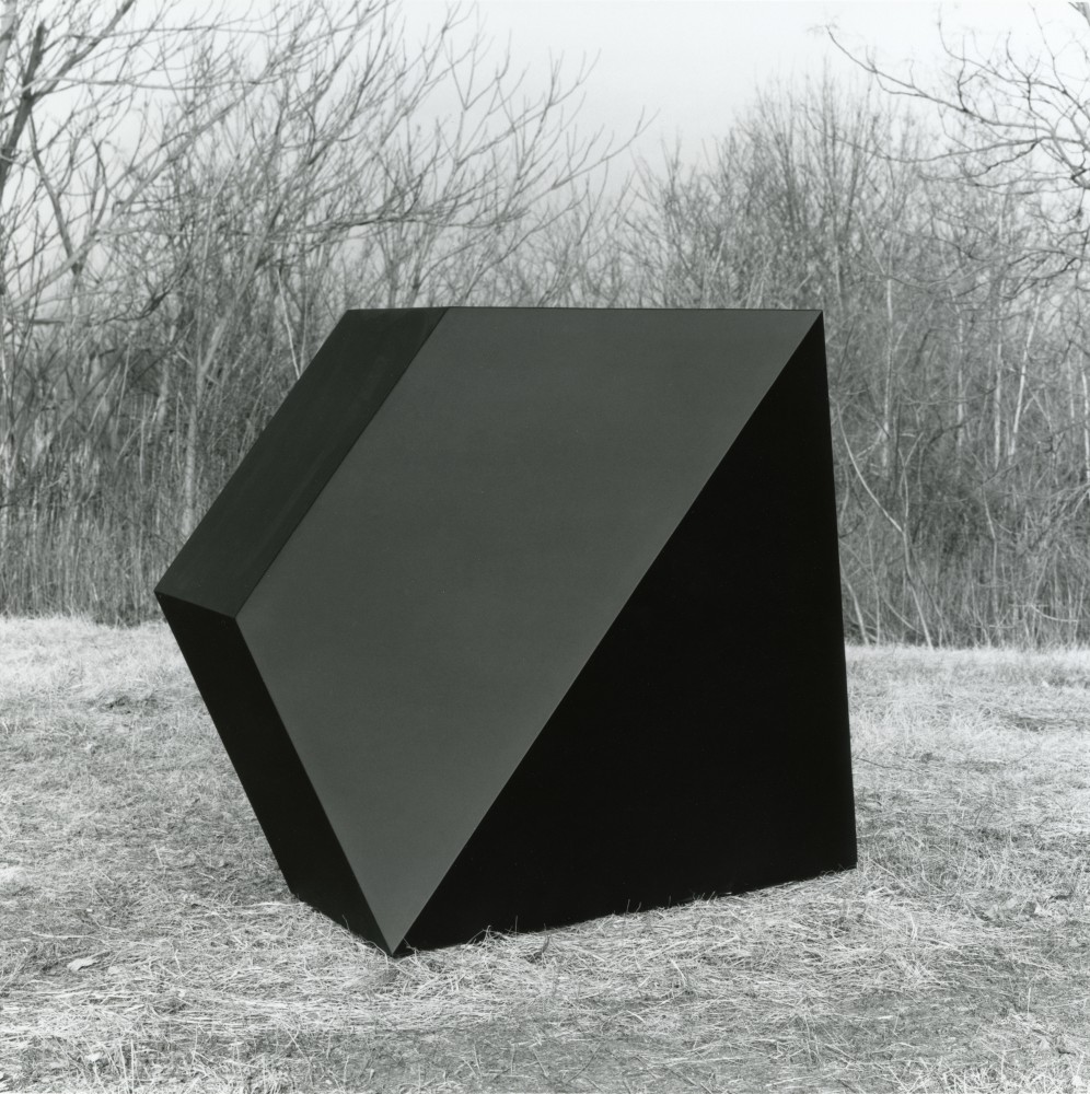 For P.C.
Welded bronze, black patina
5 ft. 5 in. &amp;times; 6 ft. 8 in. &amp;times; 5 ft. 9 in. (165.1 &amp;times; 203.2 &amp;times; 175.3 cm), edition 3/6
Kunstsammlung Nordrhein-Westfalen, D&amp;uuml;sseldorf
Dedication: Peter Clarke