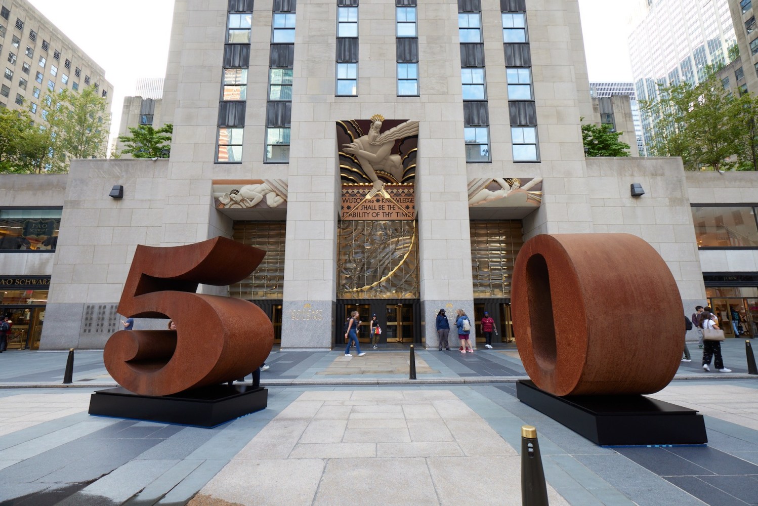 Installation view of&amp;nbsp;FIVE and ZERO, from ONE Through ZERO (The Ten Numbers) (1980&amp;ndash;2003), Cor-Ten steel, Rockefeller Center, New York, 2023.&amp;nbsp;Photo: Tom Powel Imaging; Artwork: &amp;copy; The Robert Indiana Legacy Initiative/Artists Rights Society (ARS), NY