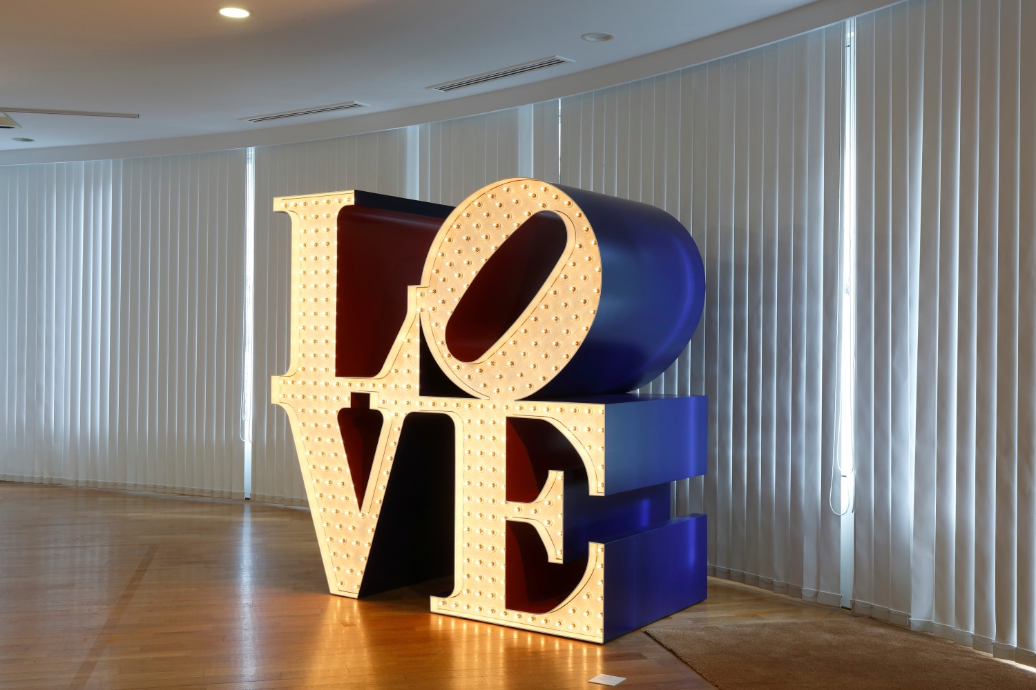 The Electric LOVE (1966&amp;ndash;2000), installed in Love &amp;amp; Peace: Robert Indiana Memorial Exhibition, Contemporary Art Foundation, Tokyo, November 27&amp;ndash;December 2, 2018