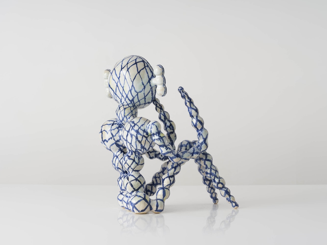 EUN-HA PAEK
Pied Piper, 2025
Glazed stoneware
17" H x 15.5" W x 9.5" D
HB7684