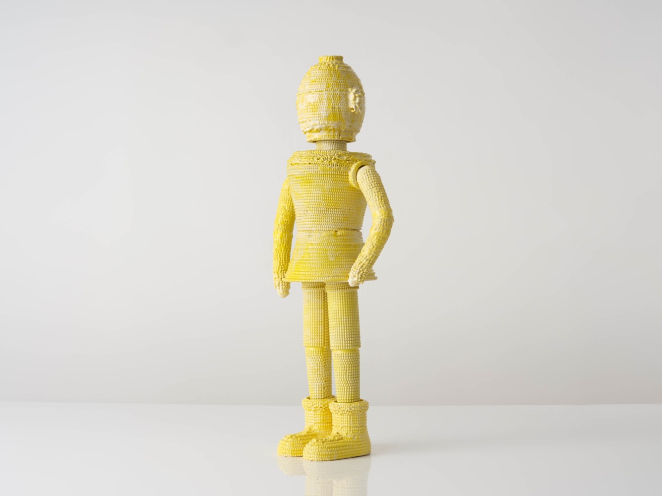 EUN-HA PAEK
Cornbot, 2025
3D printed glazed stoneware
30" H x 13" W x 7" D