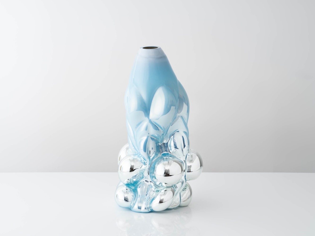 HANNA HANSDOTTER 
Baby Baroque Print, Baby Blue Metallic, 2023
Mold-blown glass, mirrored
25.5"H x 12" Dia
