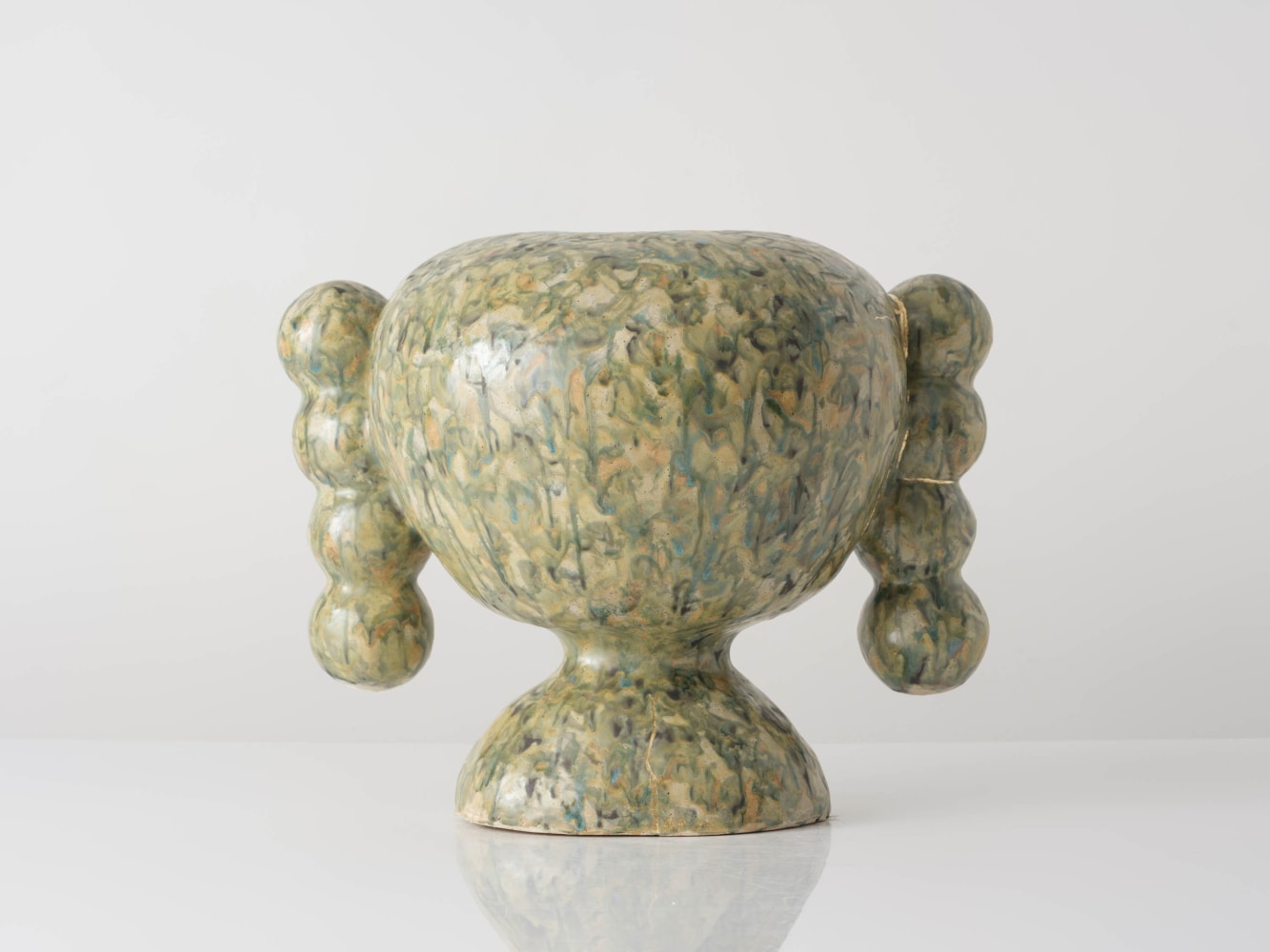 EUN-HA PAEK
Mongmong Mountain, 2025
Glazed stoneware, gold leaf
17" H x 22" W x 16" D