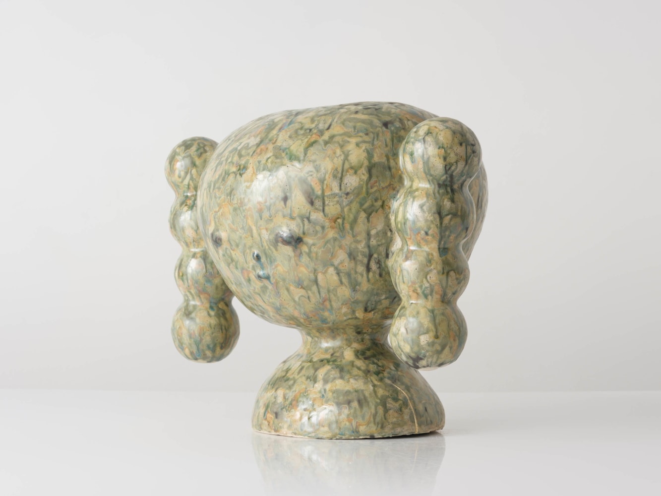 EUN-HA PAEK
Mongmong Mountain, 2025
Glazed stoneware, gold leaf
17" H x 22" W x 16" D