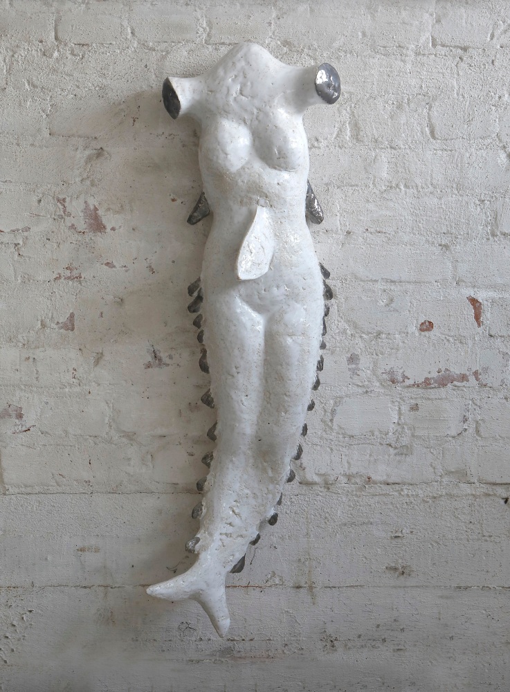SAKARI KANNOSTO
Hammerhead, 2022
Glazed stoneware
44.5" H x 11.75" W x 10.25 "D