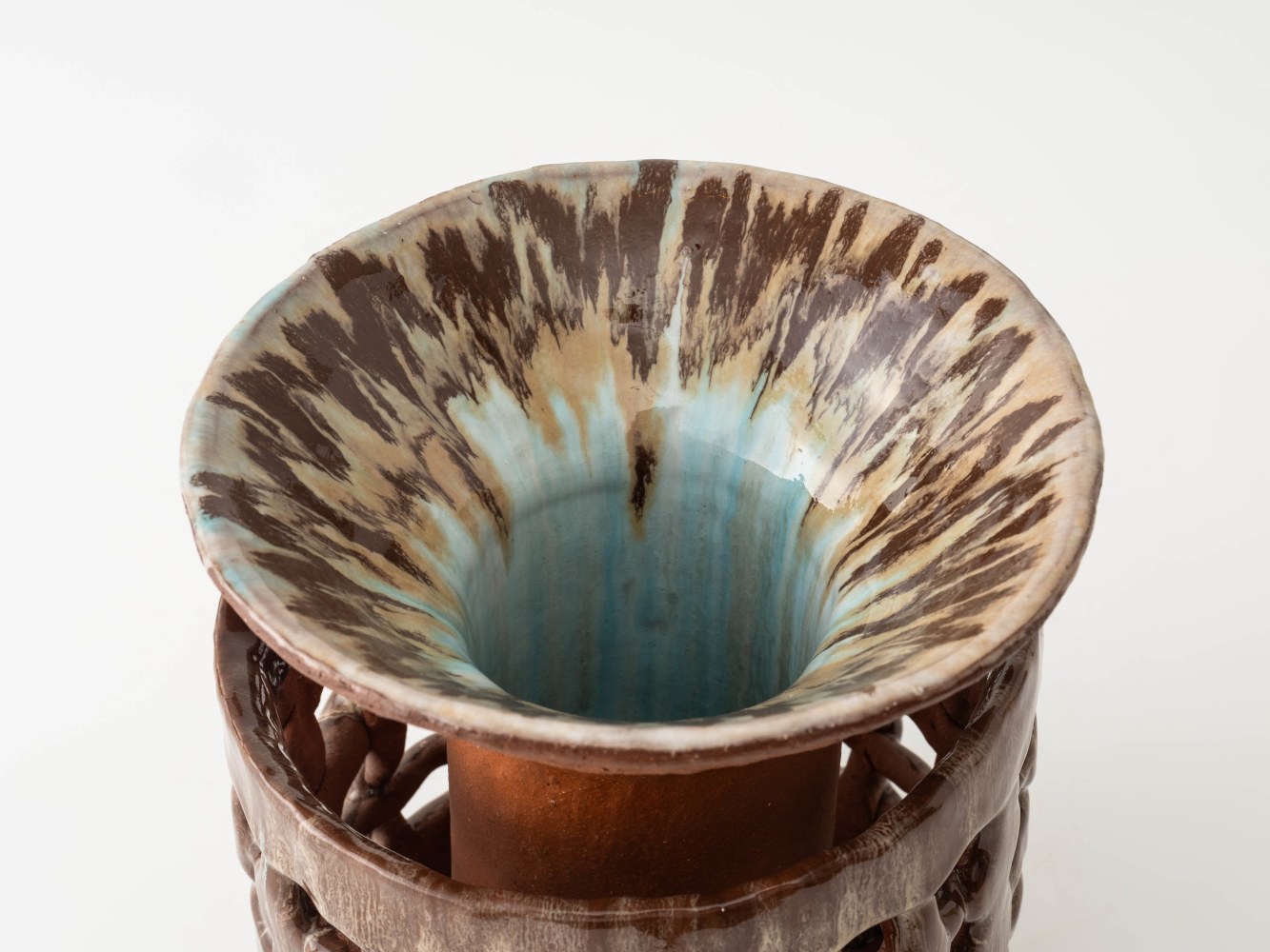 Hostler Burrows x HB381